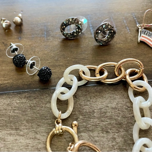 Jewelry Bundle - Picture 5 of 13